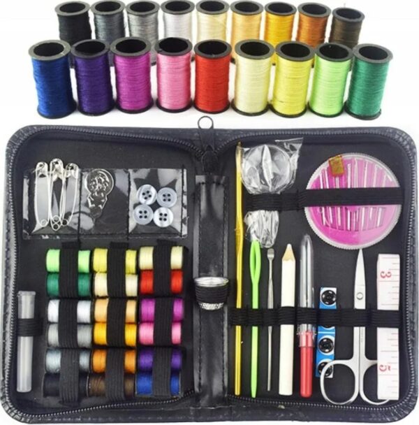 PRZYBORNIK KRAWIECKI W ETUI CZARNY 46 ELEMENTÓW