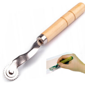 RADEŁKO KRAWIECKIE DO ZNACZENIA Z DREWNIANĄ RĄCZKĄ